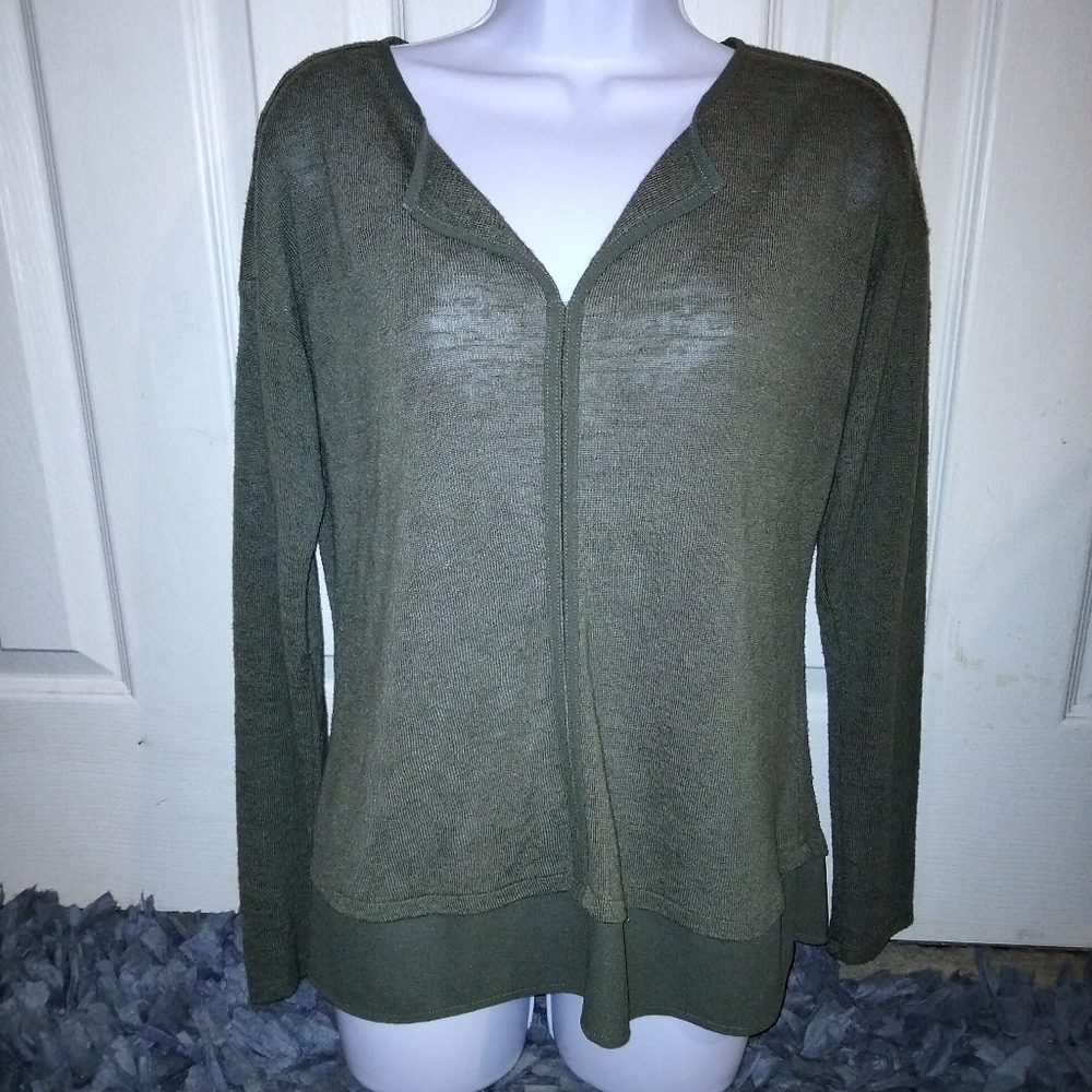 Sanctuary, Medium, Olive green